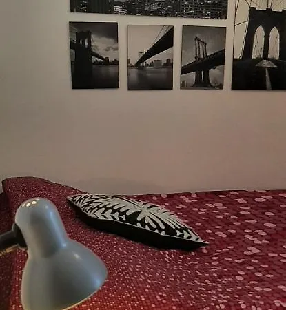 Santa Lucia 4 *